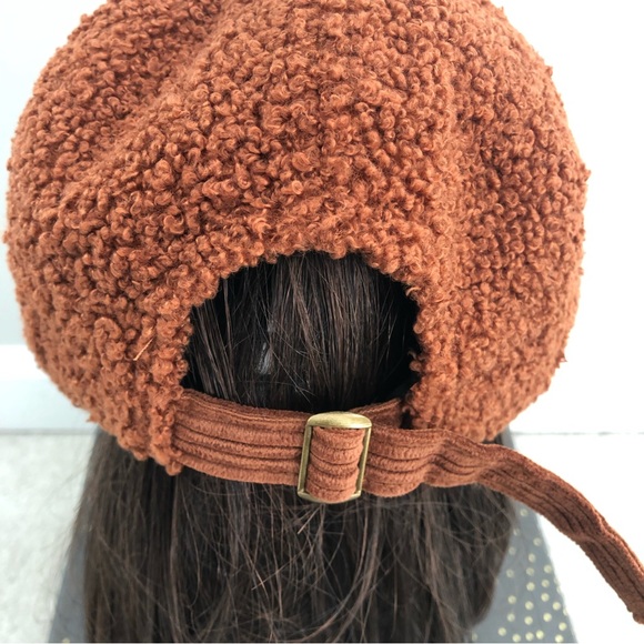 Fall/ spring warm Rust color cap hat - Picture 2 of 3